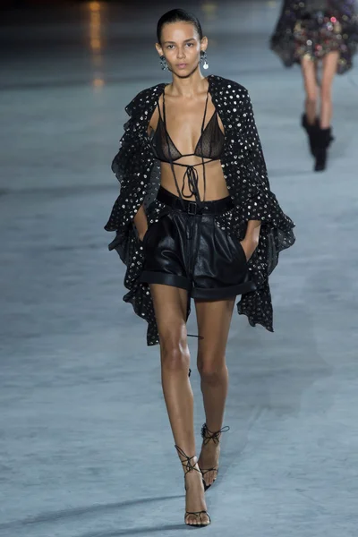 Look 4